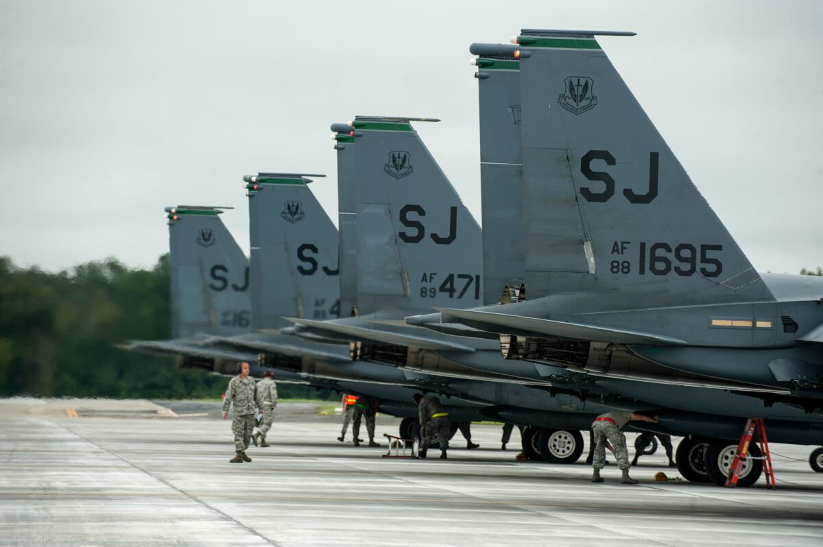 335 Fighter Squadron – Eagle Country
